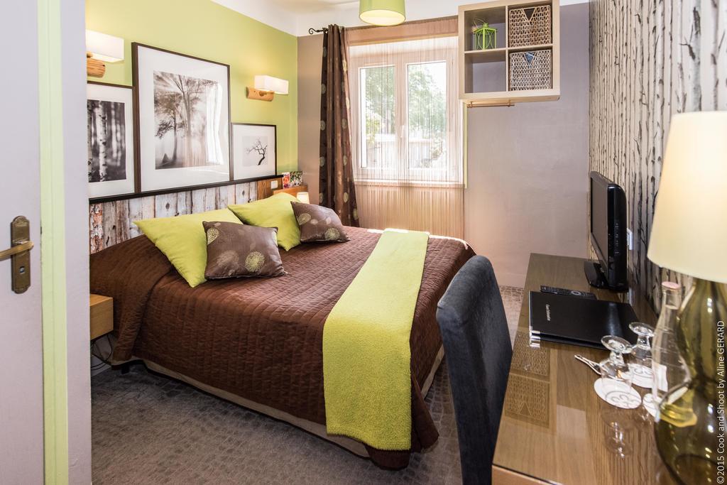 Logis Hotel La Magnanerie - Cote Bistro Aubignosc Pokoj fotografie